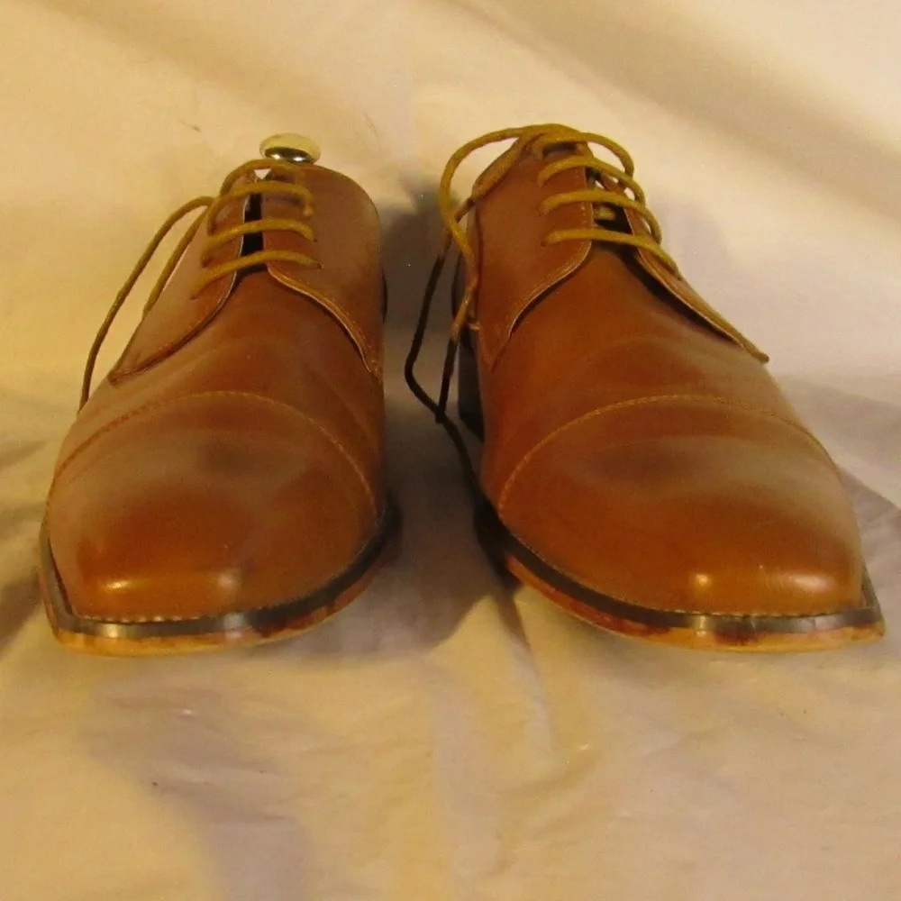 Metro Charm Classic Brown Leather Oxfords